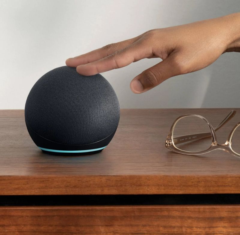 Amazon Altavoz inteligente Echo Dot 5 Negro